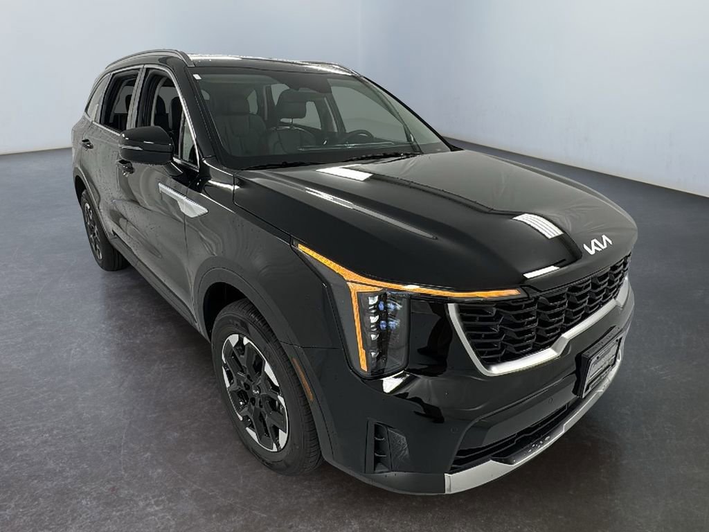 New 2025 Kia Sorento S