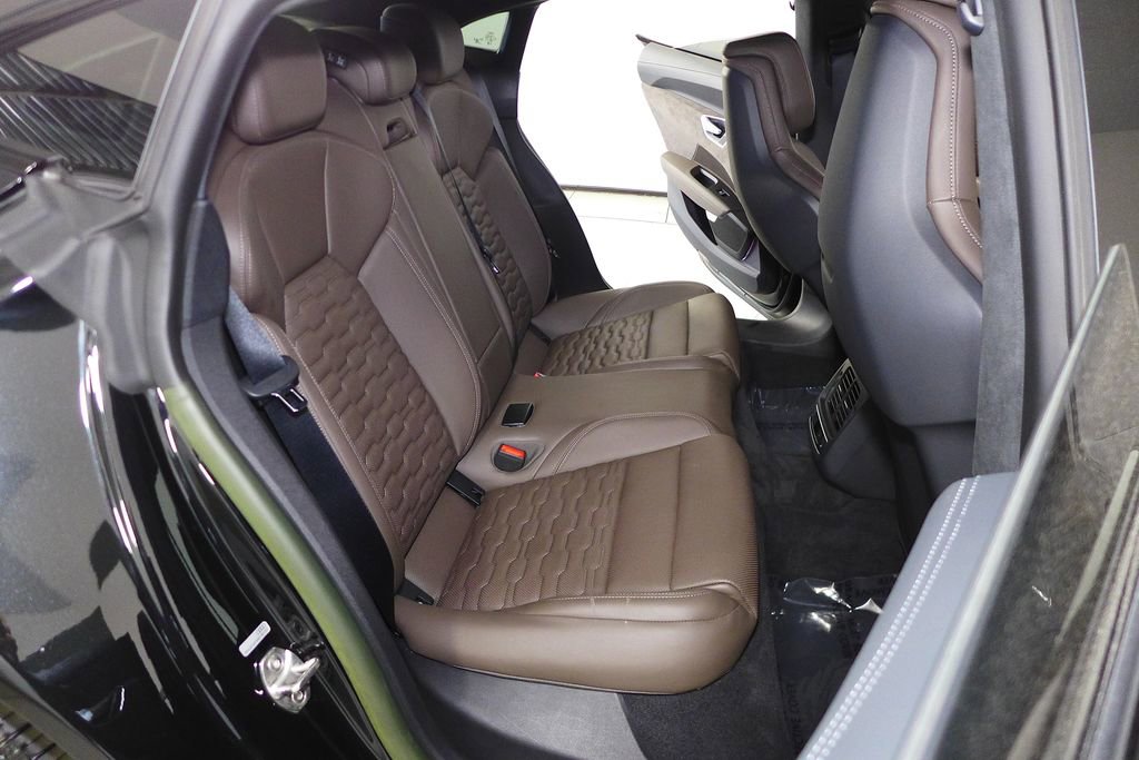 Used 2023 Audi RS e-tron GT w/ Carbon Performance Package image 18