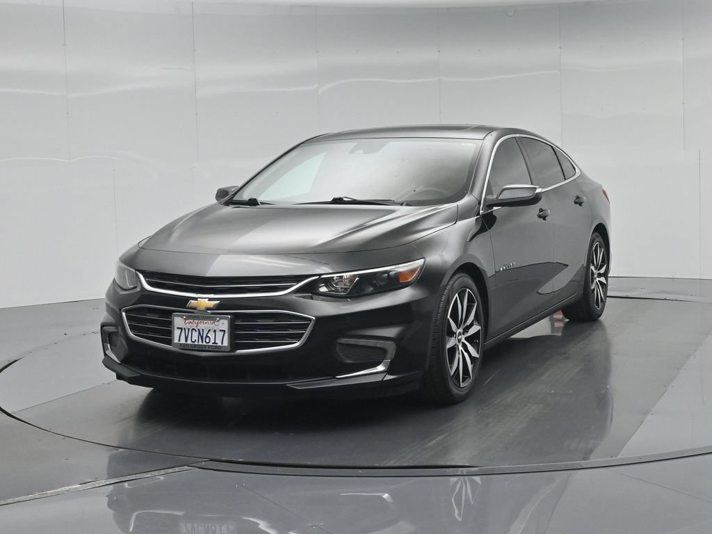 Used 2017 Chevrolet Malibu LT w/ Leather Package FWD image 60
