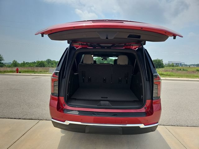 New 2026 Chevrolet Suburban LS w/ Max Trailering Package AWD/4WD image 26