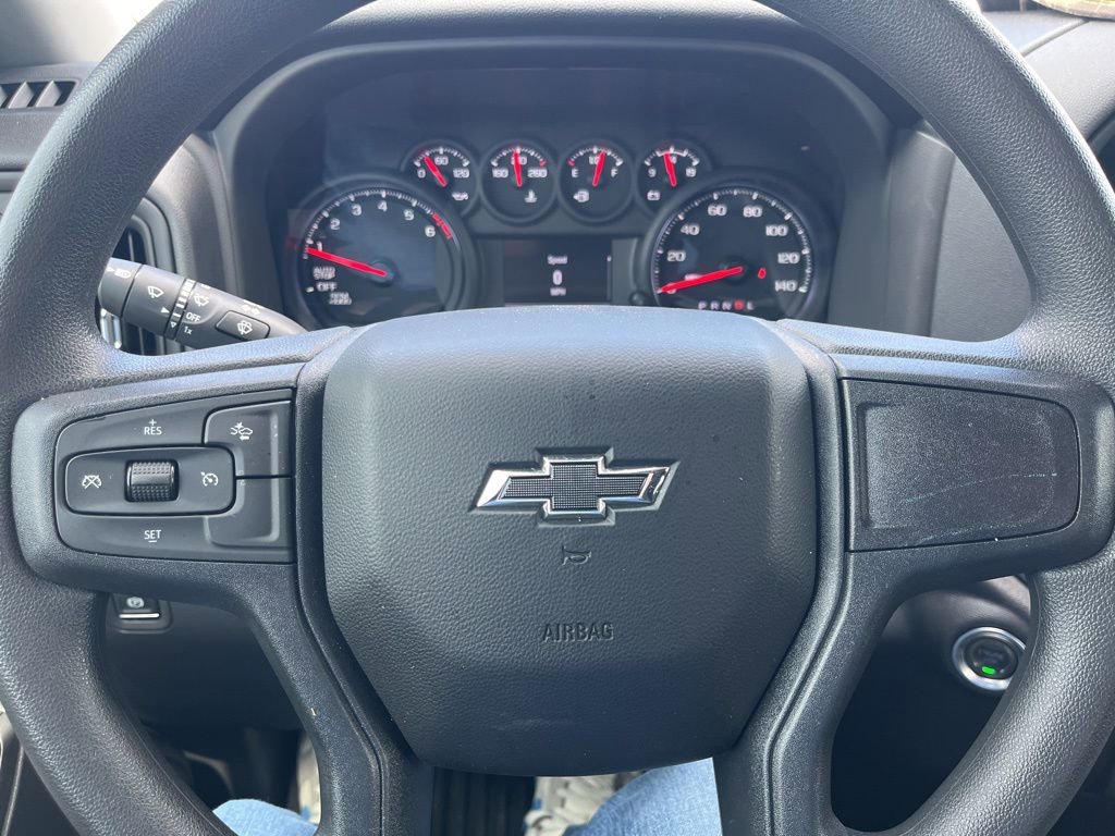 Used 2025 Chevrolet Silverado 1500 Custom Trail Boss w/ Dark Appearance Package image 17