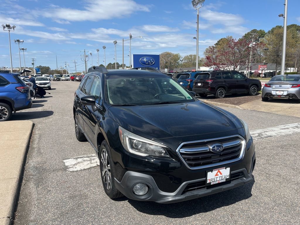 Used 2018 Subaru Outback 2.5i Limited image 2