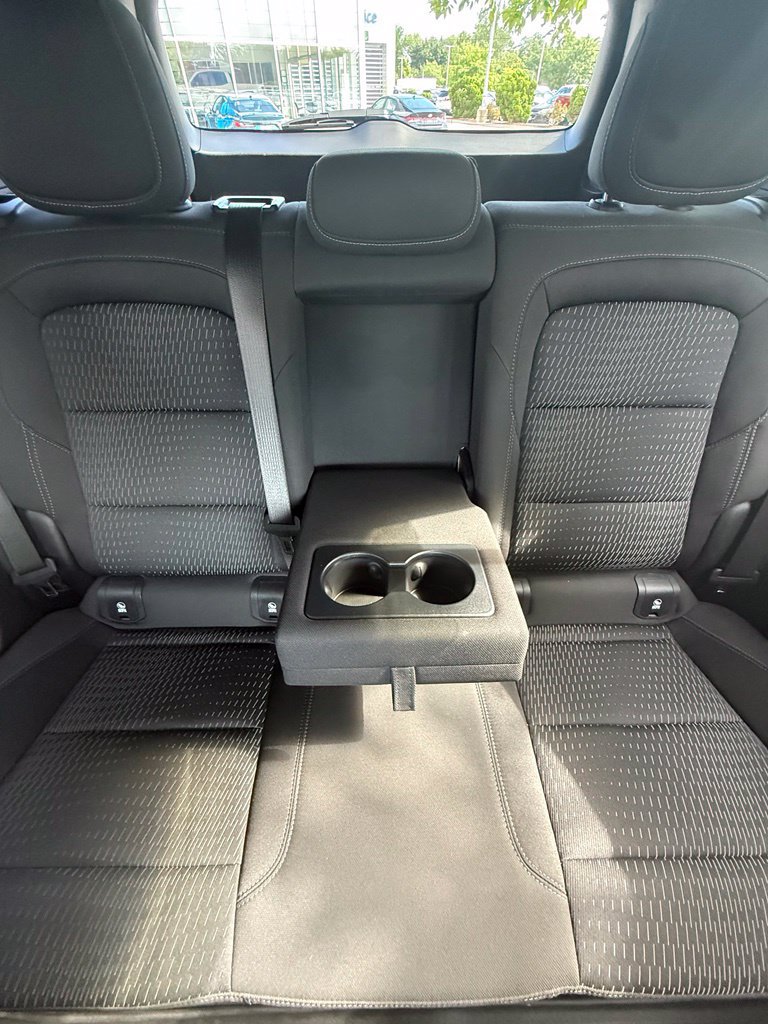 Used 2025 Chevrolet Equinox LT w/ Safety and Technology Package FWD image 28