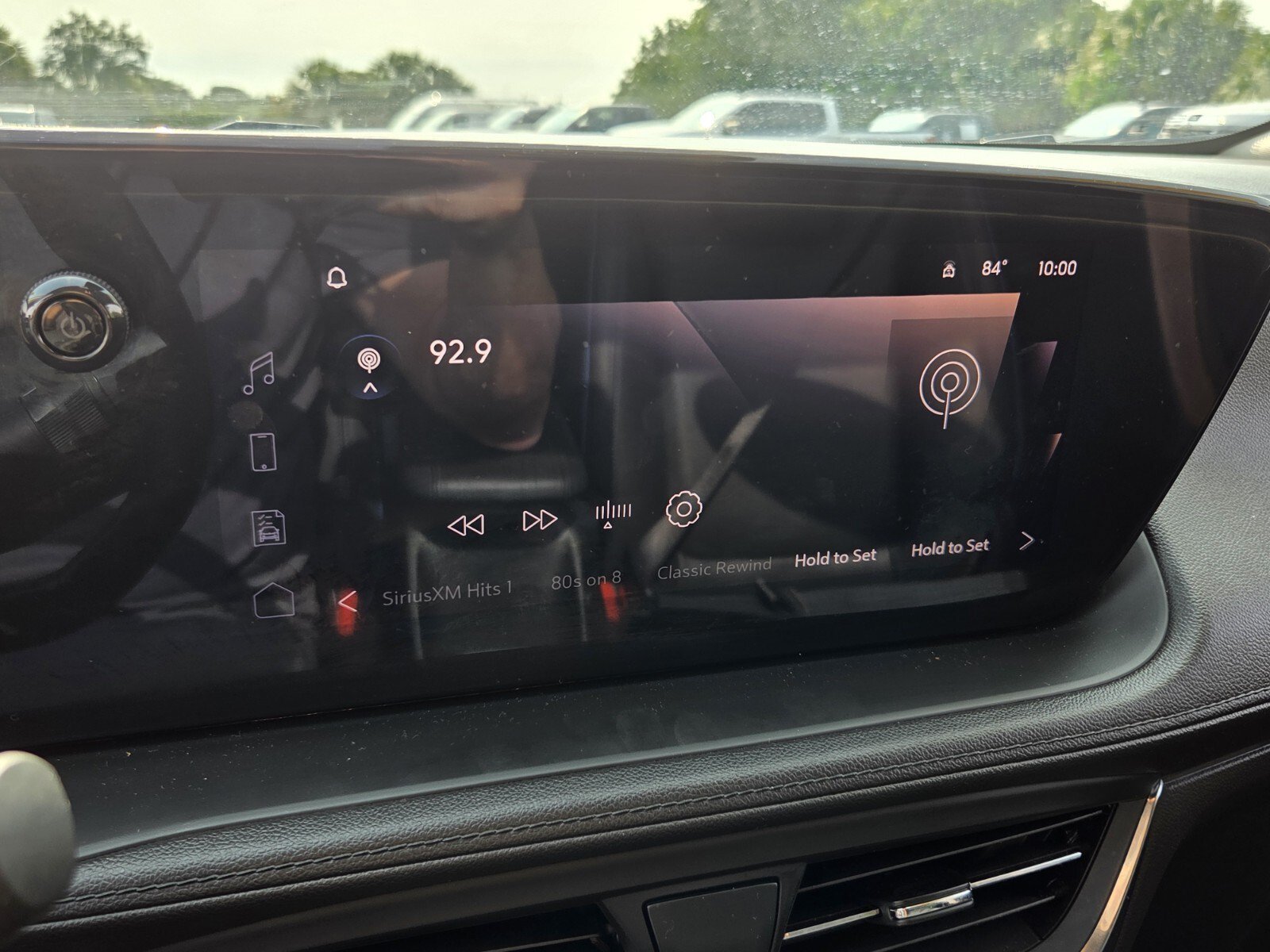 Certified 2025 Buick Encore GX Sport Touring w/ Comfort Package FWD image 24
