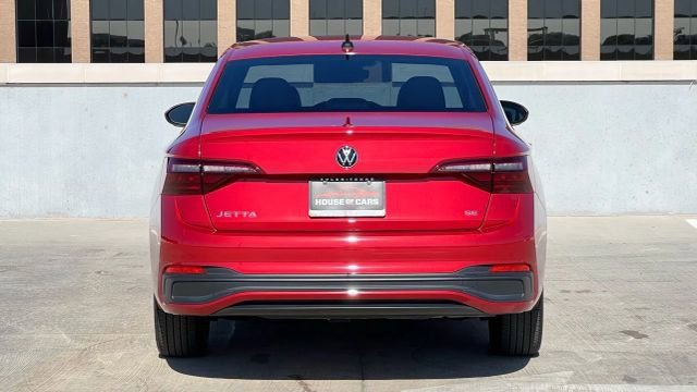 Used 2023 Volkswagen Jetta SE image 58