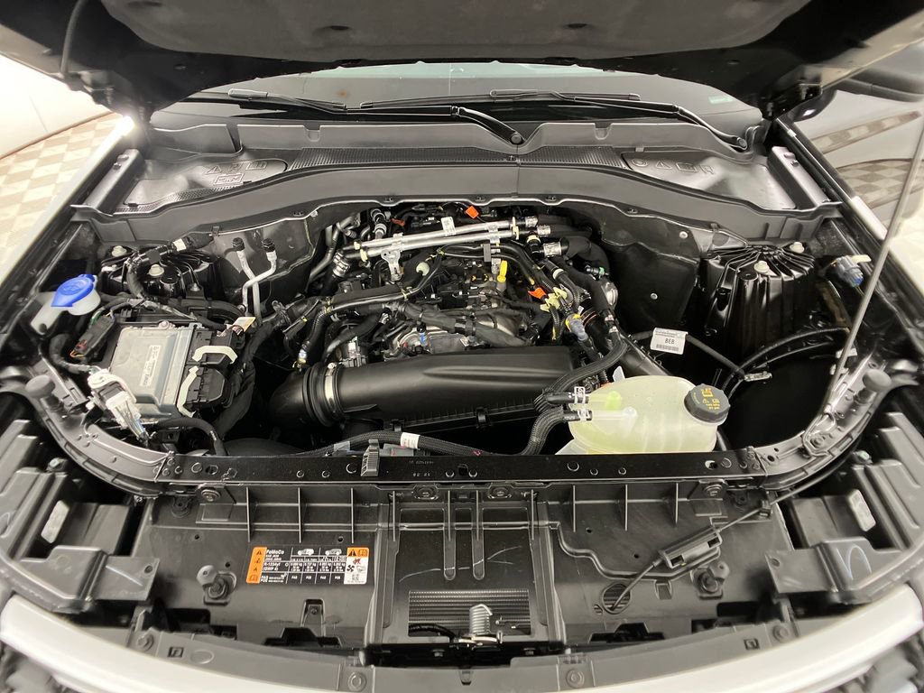New 2026 Ford Explorer Active RWD image 32