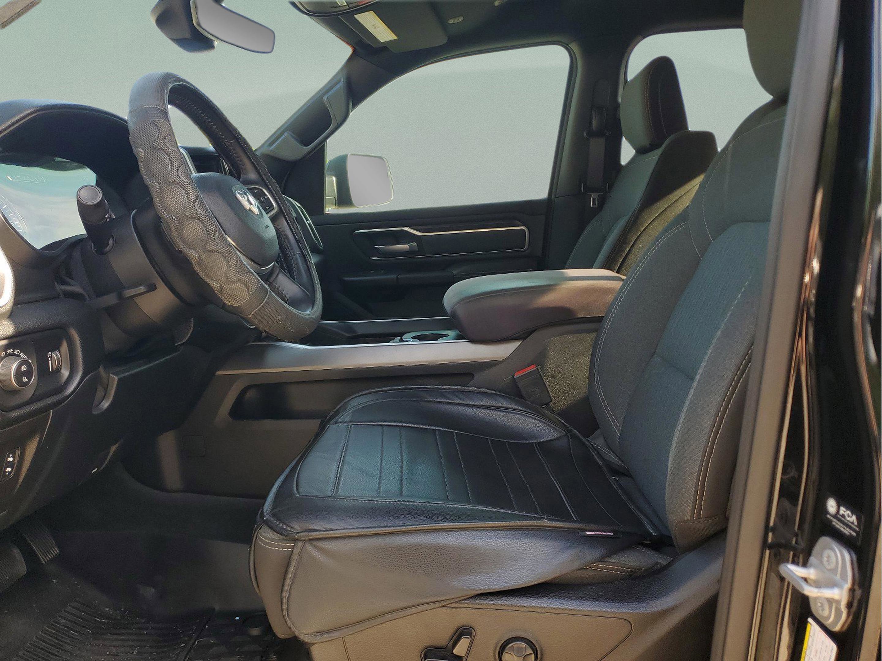 Used 2021 RAM 1500 Big Horn image 15