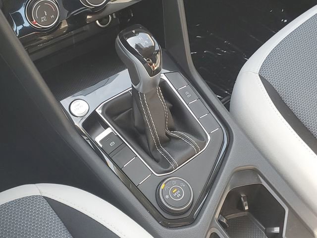 New 2025 Volkswagen Taos S image 21