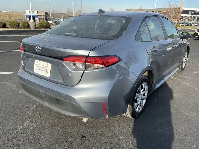 Used 2024 Toyota Corolla LE image 3