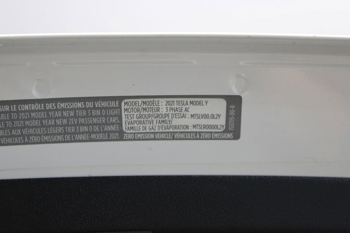 Used 2021 Tesla Model Y Long Range AWD/4WD image 37