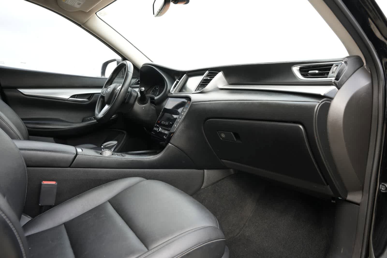 Used 2021 INFINITI QX50 Luxe FWD image 21