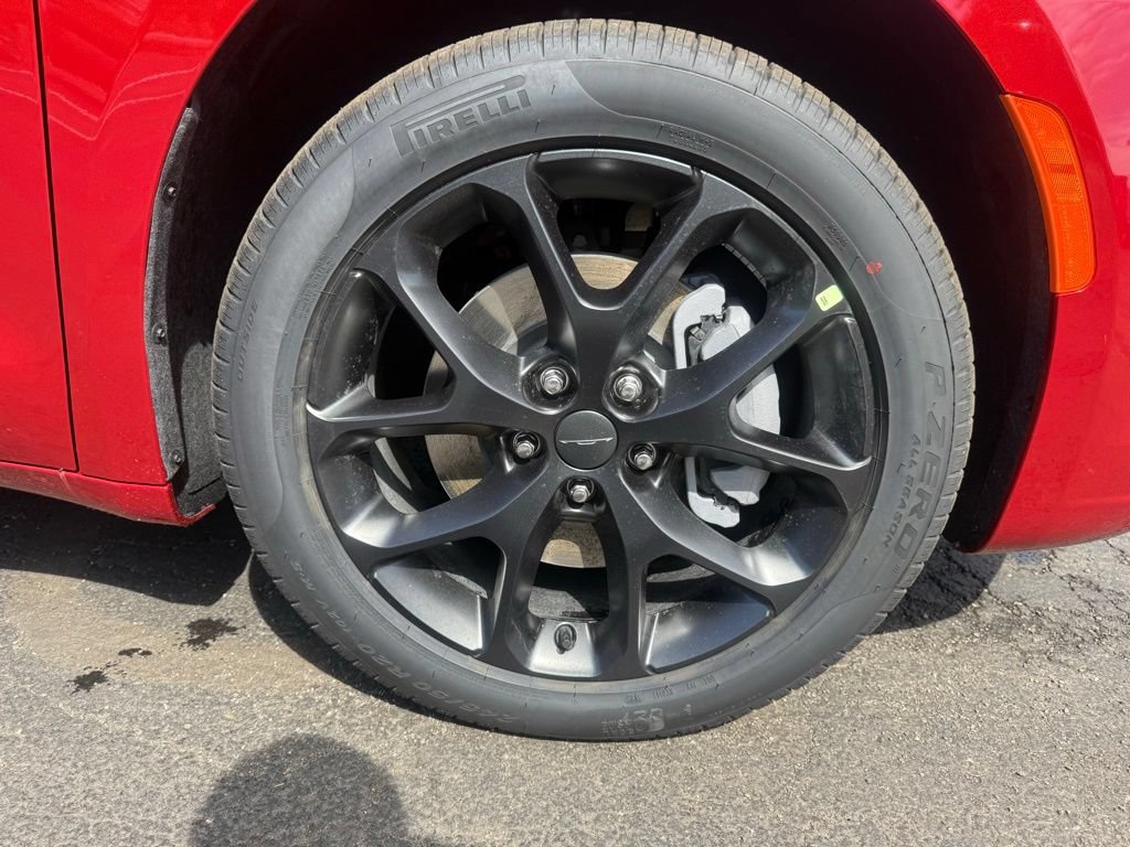 New 2027 Chrysler Pacifica Limited AWD/4WD image 65