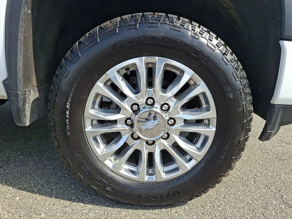 Certified 2020 Chevrolet Silverado 2500 High Country w/ Z71 Off-Road Package AWD/4WD image 8