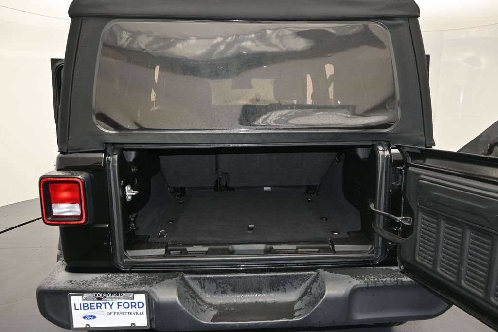 Used 2024 Jeep Wrangler Unlimited Sport AWD/4WD image 11