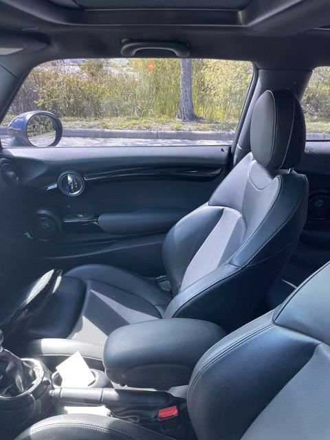 Used 2016 MINI Cooper S image 9