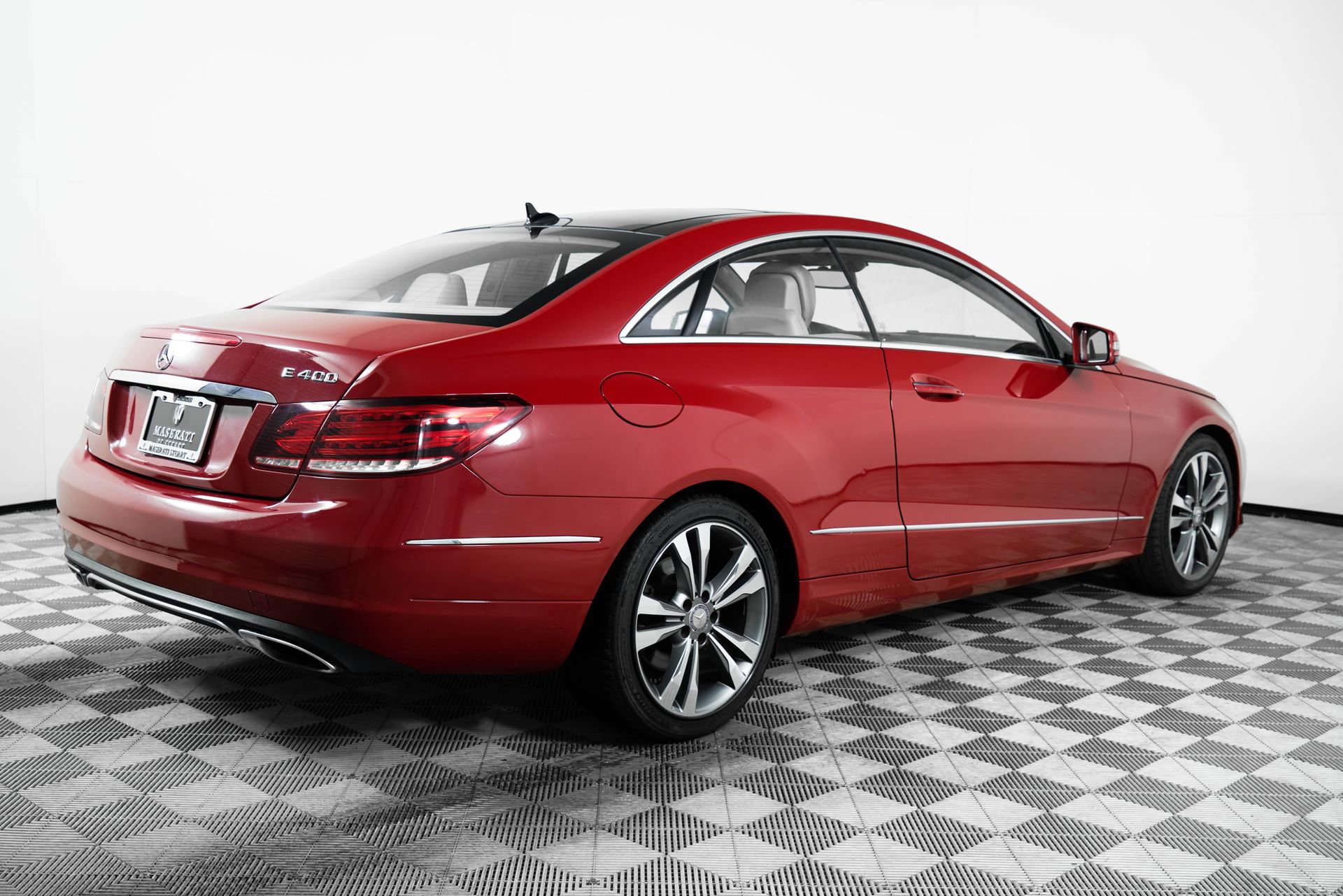 Used 2016 Mercedes-Benz E 400 Coupe image 7