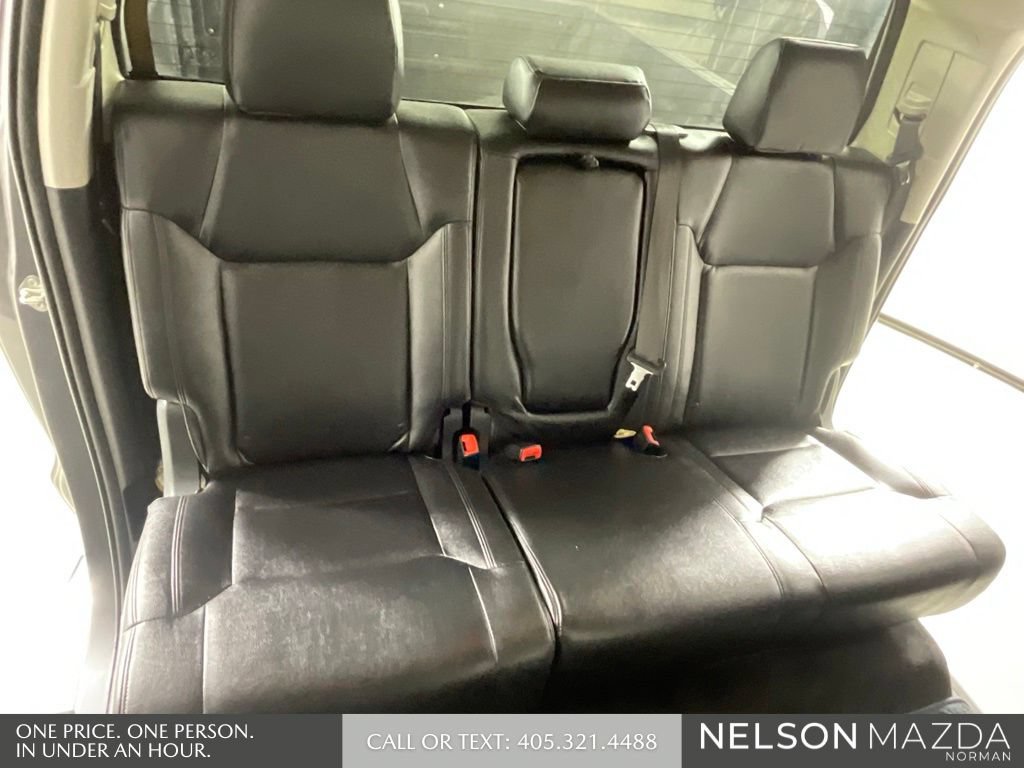 Used 2016 Toyota Tundra SR5 w/ SR5 Upgrade Package RWD image 29