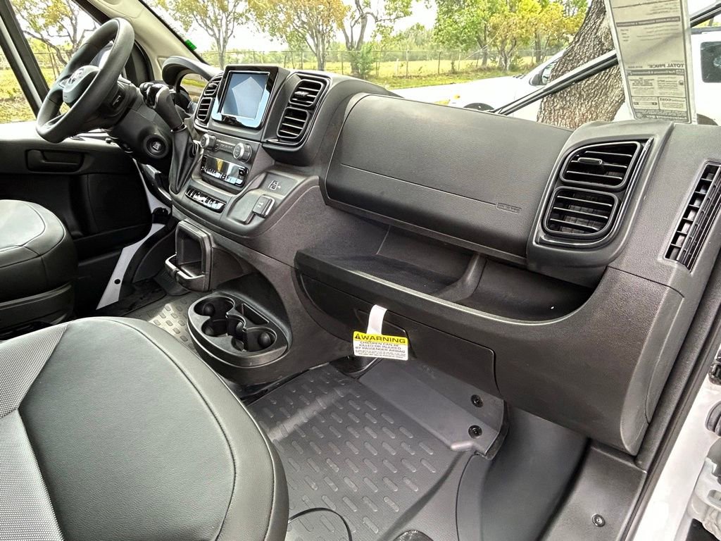 New 2024 RAM ProMaster 3500 w/ Convenience Group image 22