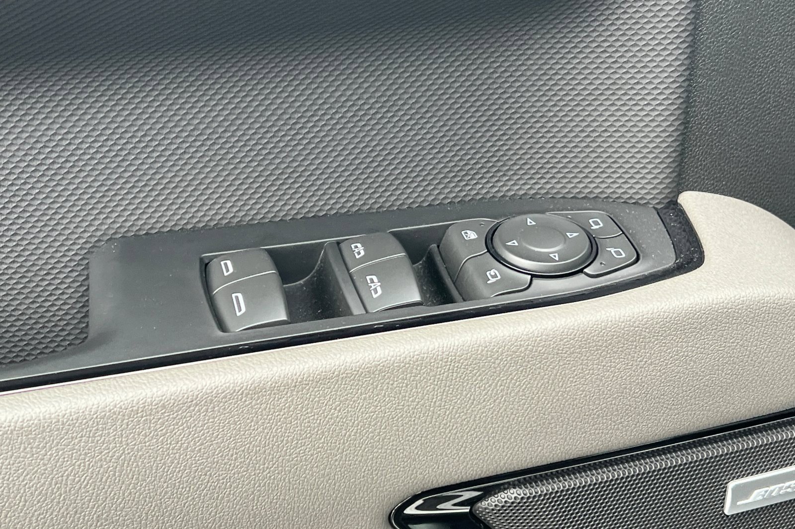 Certified 2025 Chevrolet Silverado 1500 ZR2 w/ Technology Package image 12