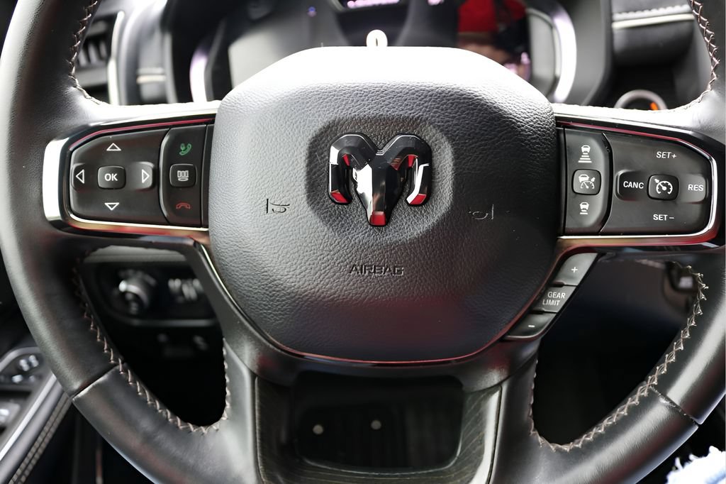 Used 2024 RAM 1500 Limited AWD/4WD image 24