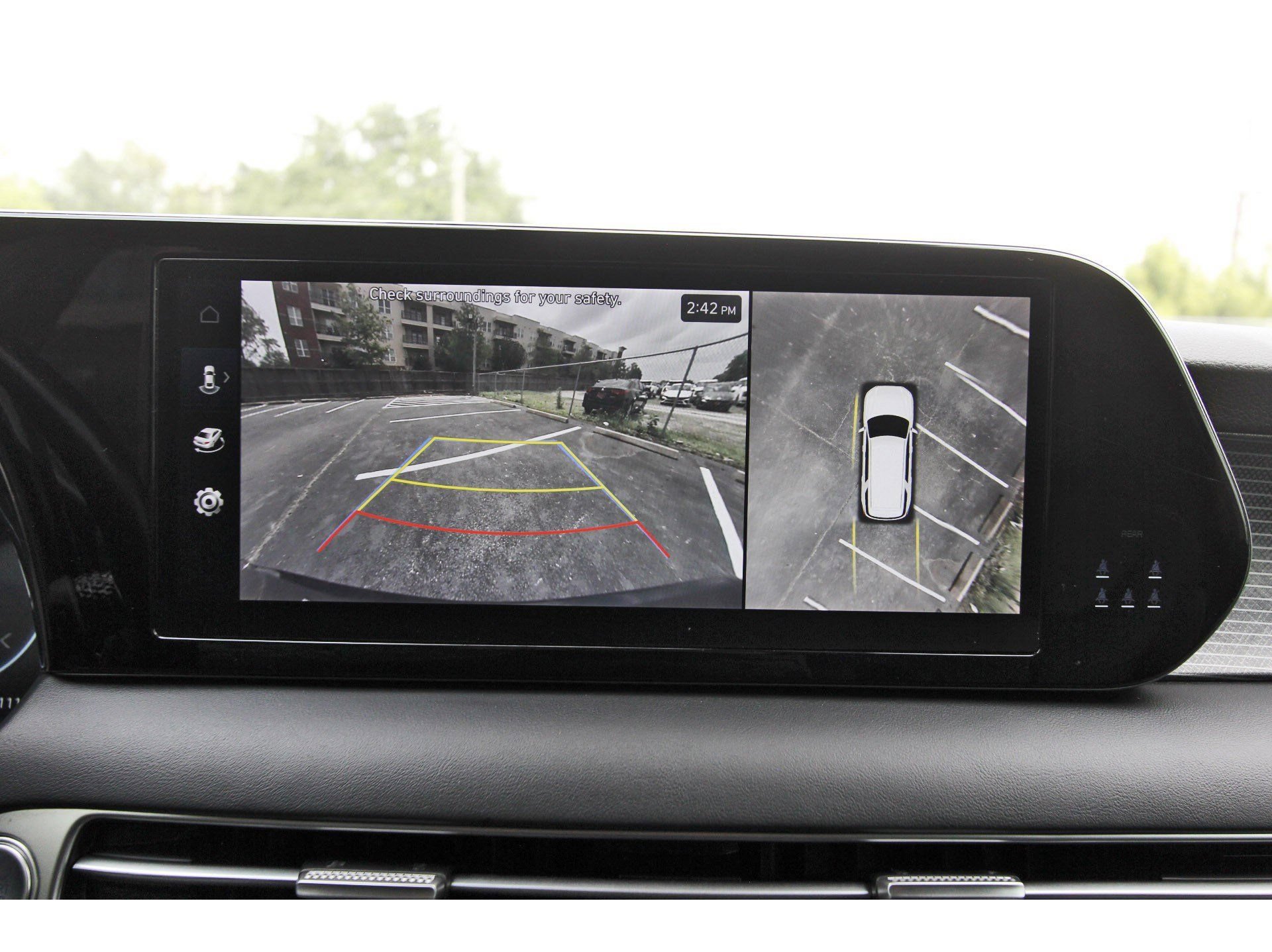 Used 2023 Hyundai Palisade Limited FWD image 29