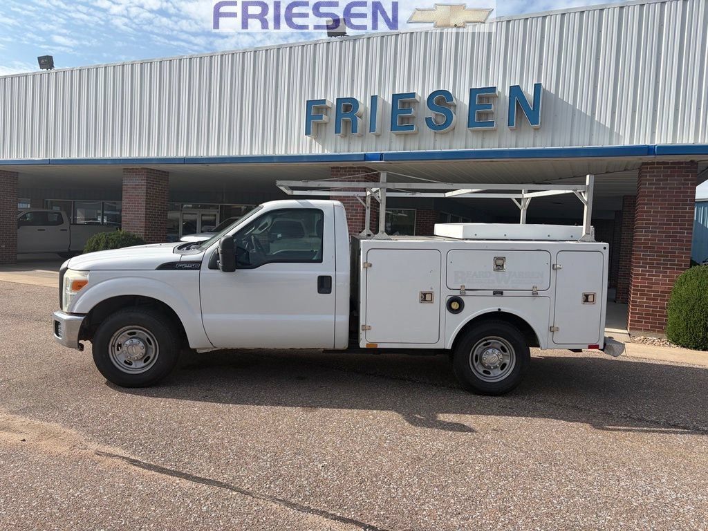 Used 2011 Ford F250 XL w/ XL Value Pkg RWD image 2