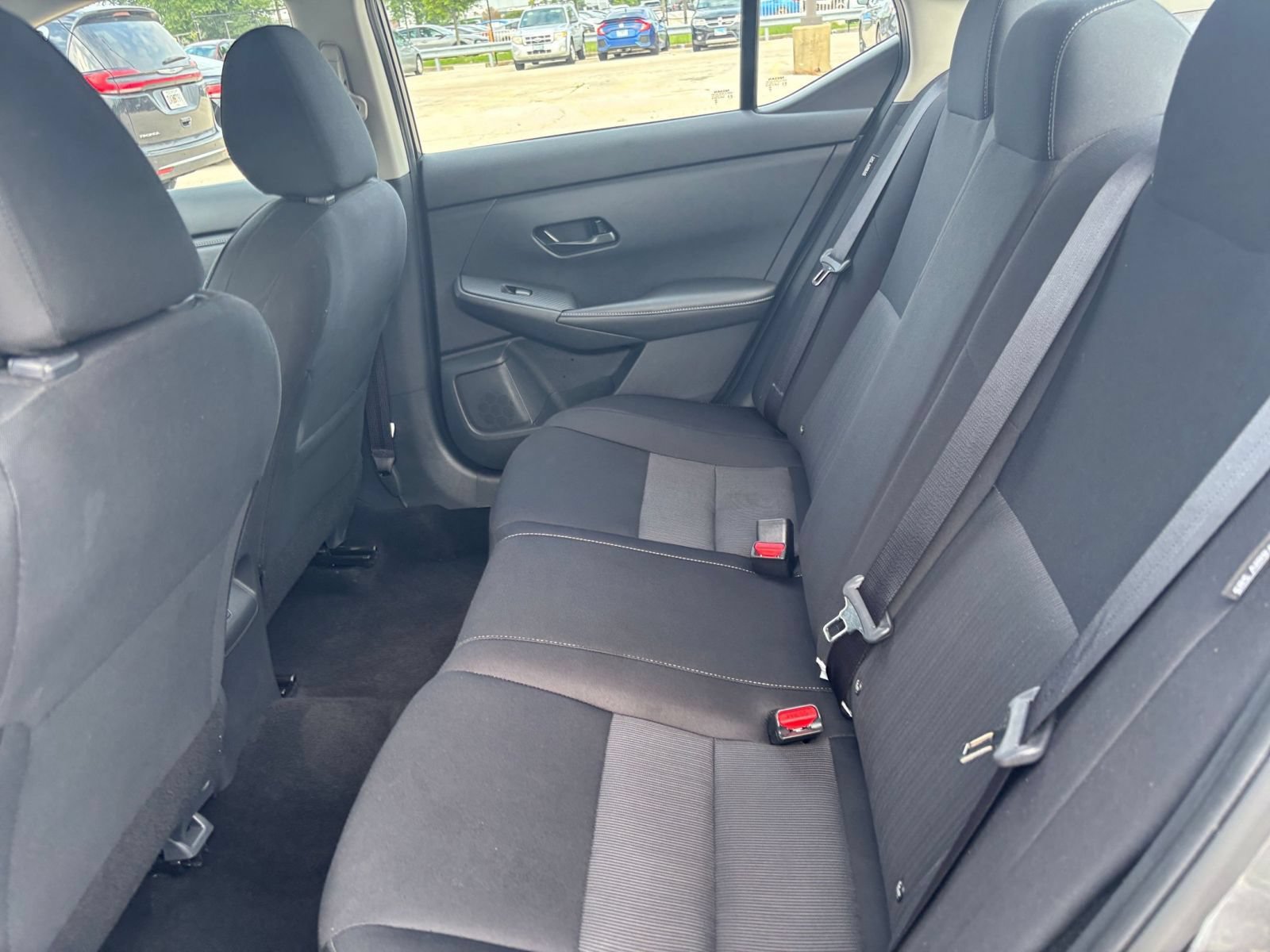 Used 2025 Nissan Sentra SV FWD image 22