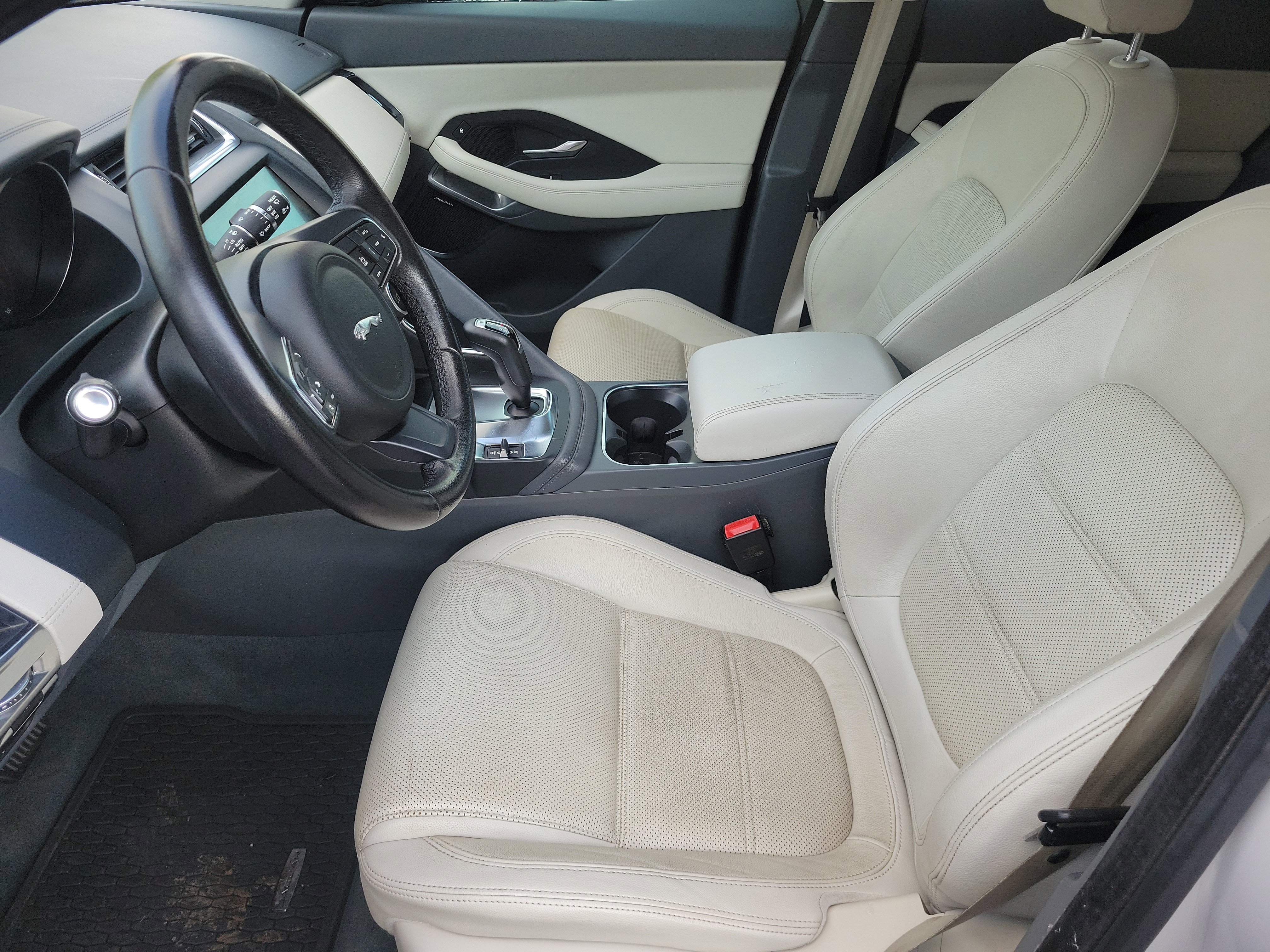 Used 2019 Jaguar E-PACE S AWD/4WD image 9