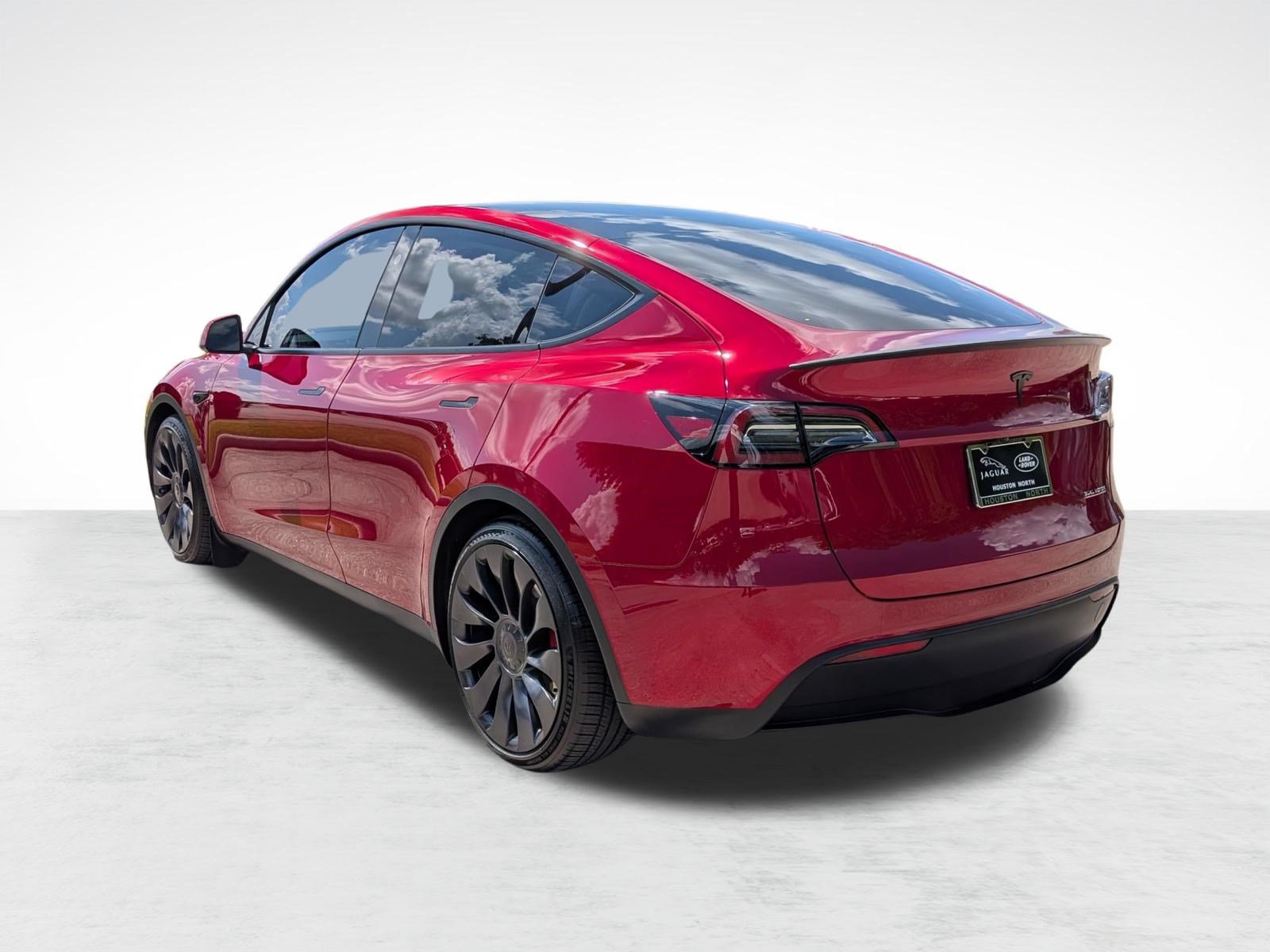 Used 2024 Tesla Model Y Performance AWD/4WD image 2