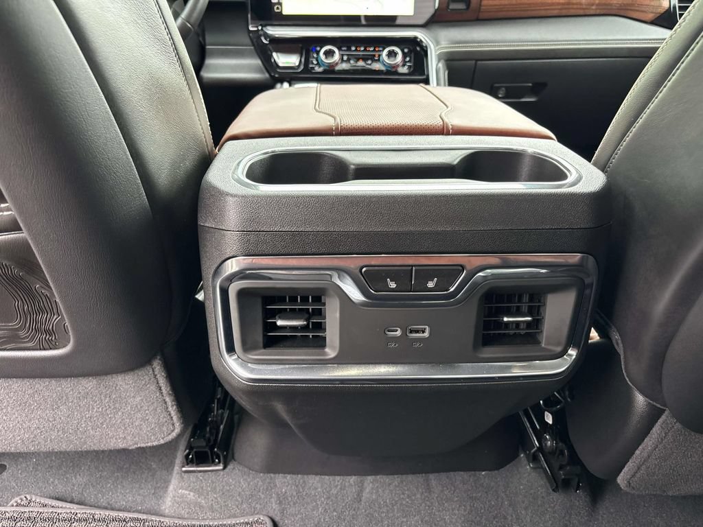 Used 2026 GMC Sierra 1500 Denali Ultimate AWD/4WD image 18