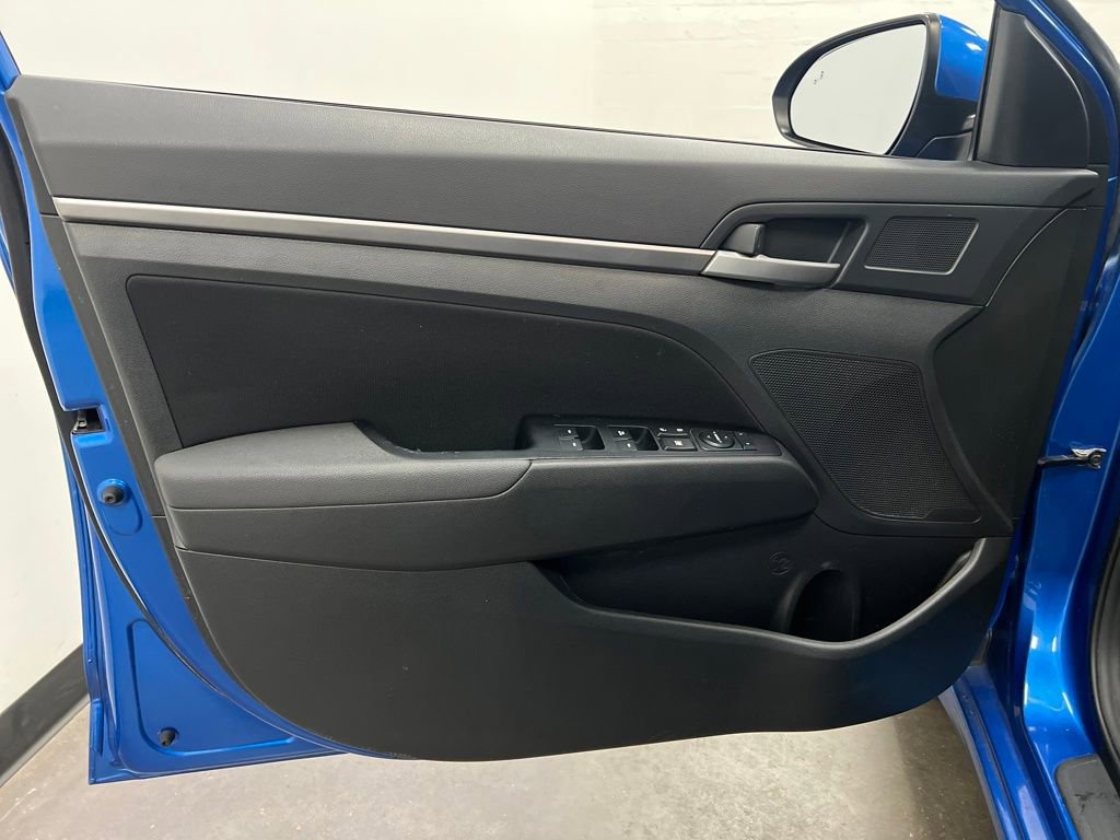 Used 2017 Hyundai Elantra Value Edition image 12