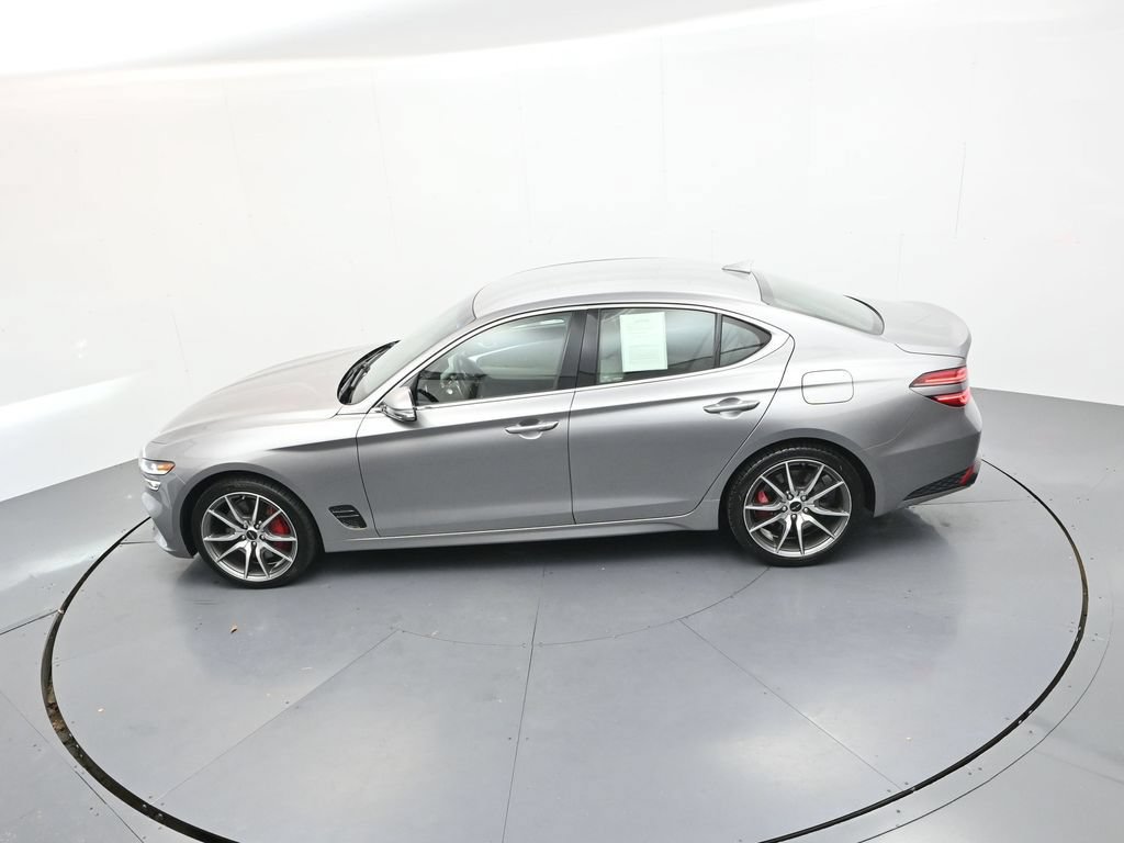 Used 2025 Genesis G70 2.5T RWD image 27