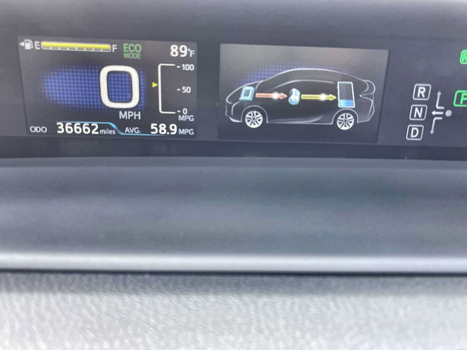Used 2018 Toyota Prius Four FWD image 10
