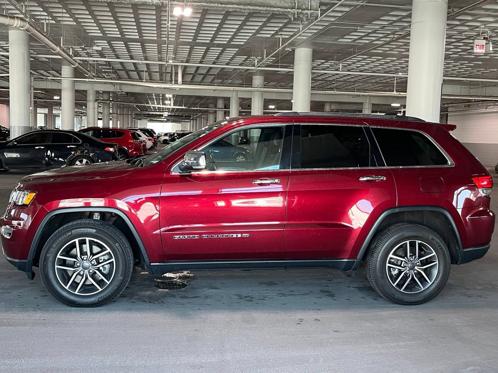 Used 2022 Jeep Grand Cherokee Limited AWD/4WD image 7