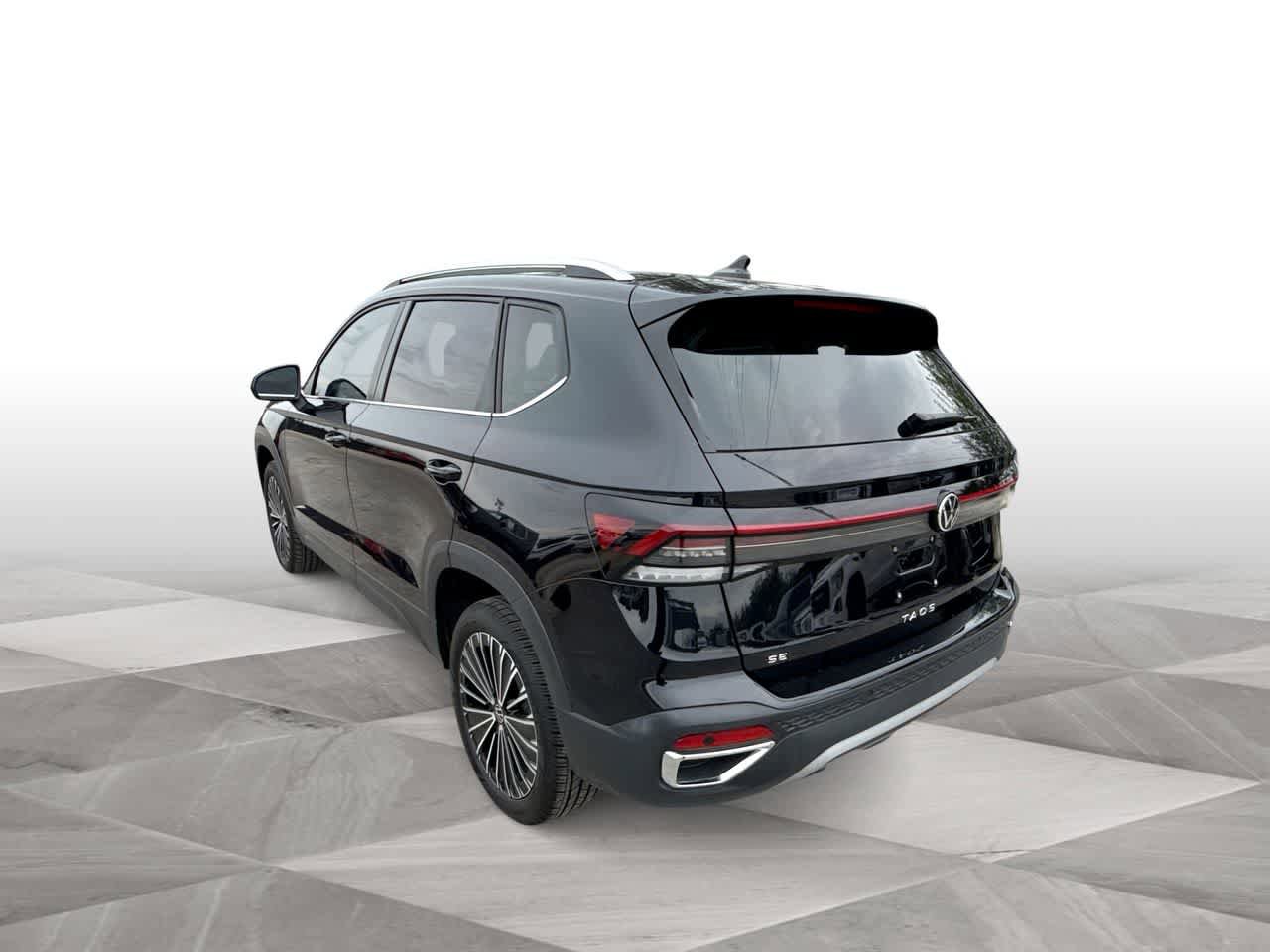 Used 2025 Volkswagen Taos SE FWD image 6