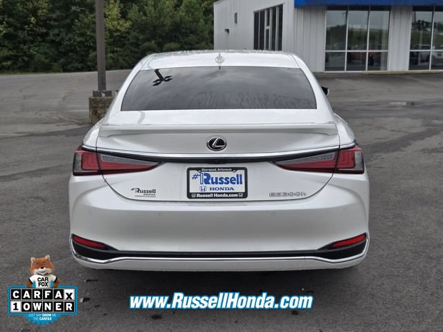 Used 2025 Lexus ES 300h Ultra Luxury FWD image 11