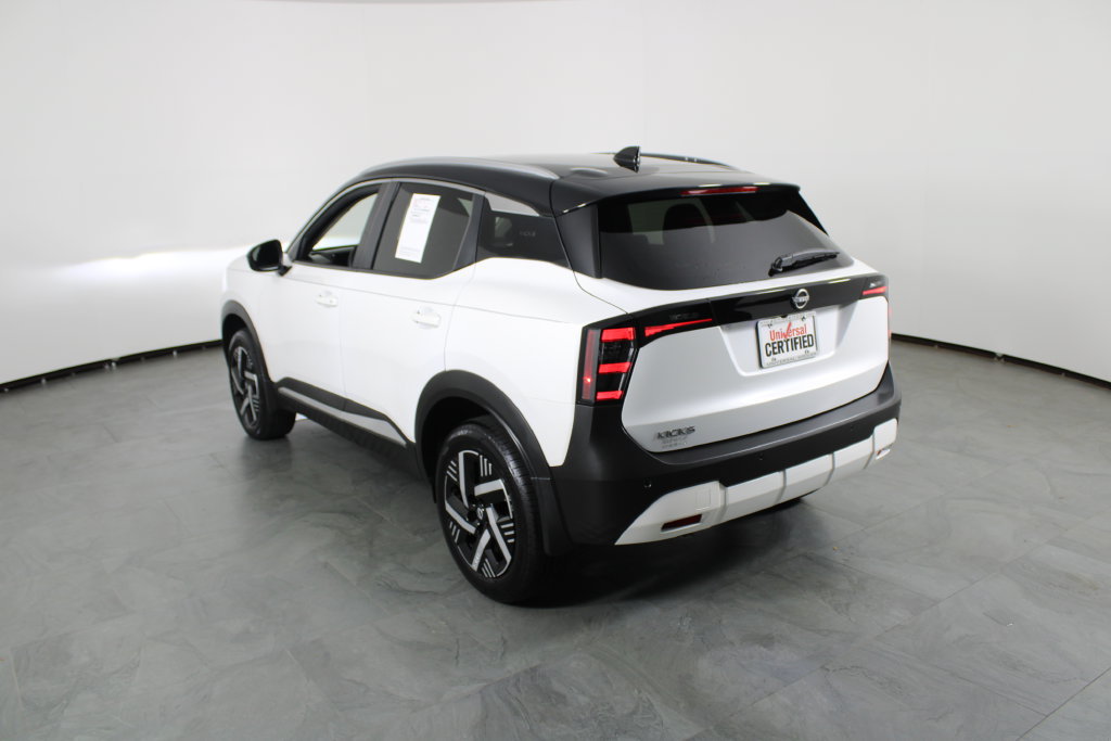 Certified 2026 Nissan Kicks SV FWD image 16