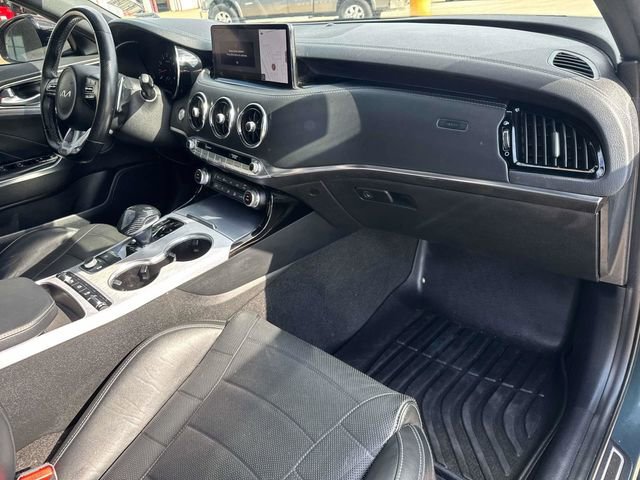 Used 2022 Kia Stinger GT2 image 14