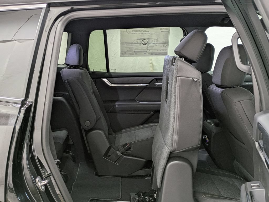 New 2026 GMC Acadia Elevation AWD/4WD image 32