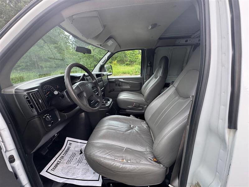 Used 2007 Chevrolet Express 1500 image 26