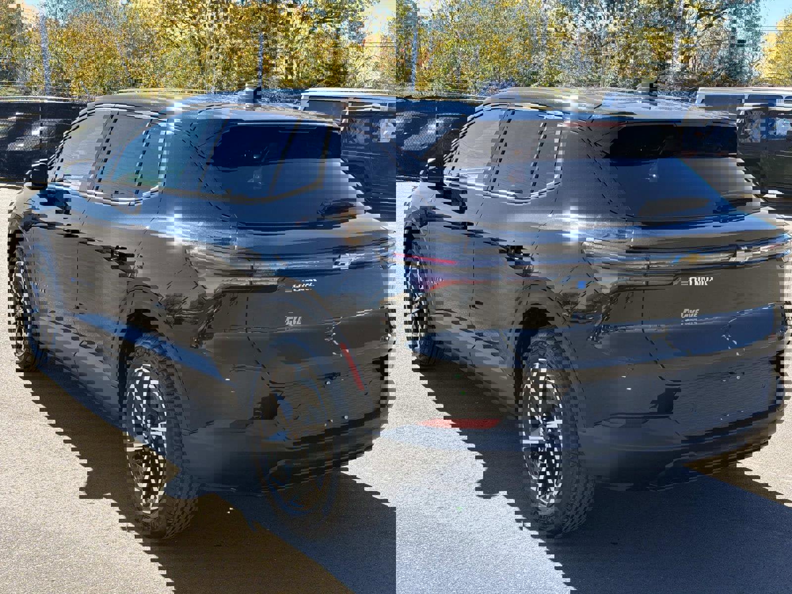 New 2026 Chevrolet Equinox EV LT image 12