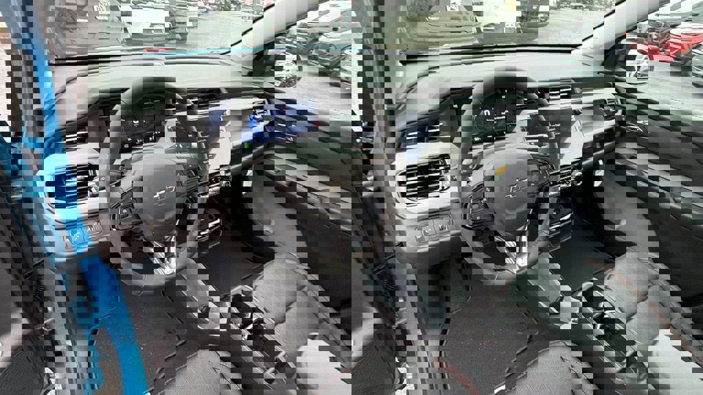 New 2027 Chevrolet Bolt RS w/ Technology Package image 18