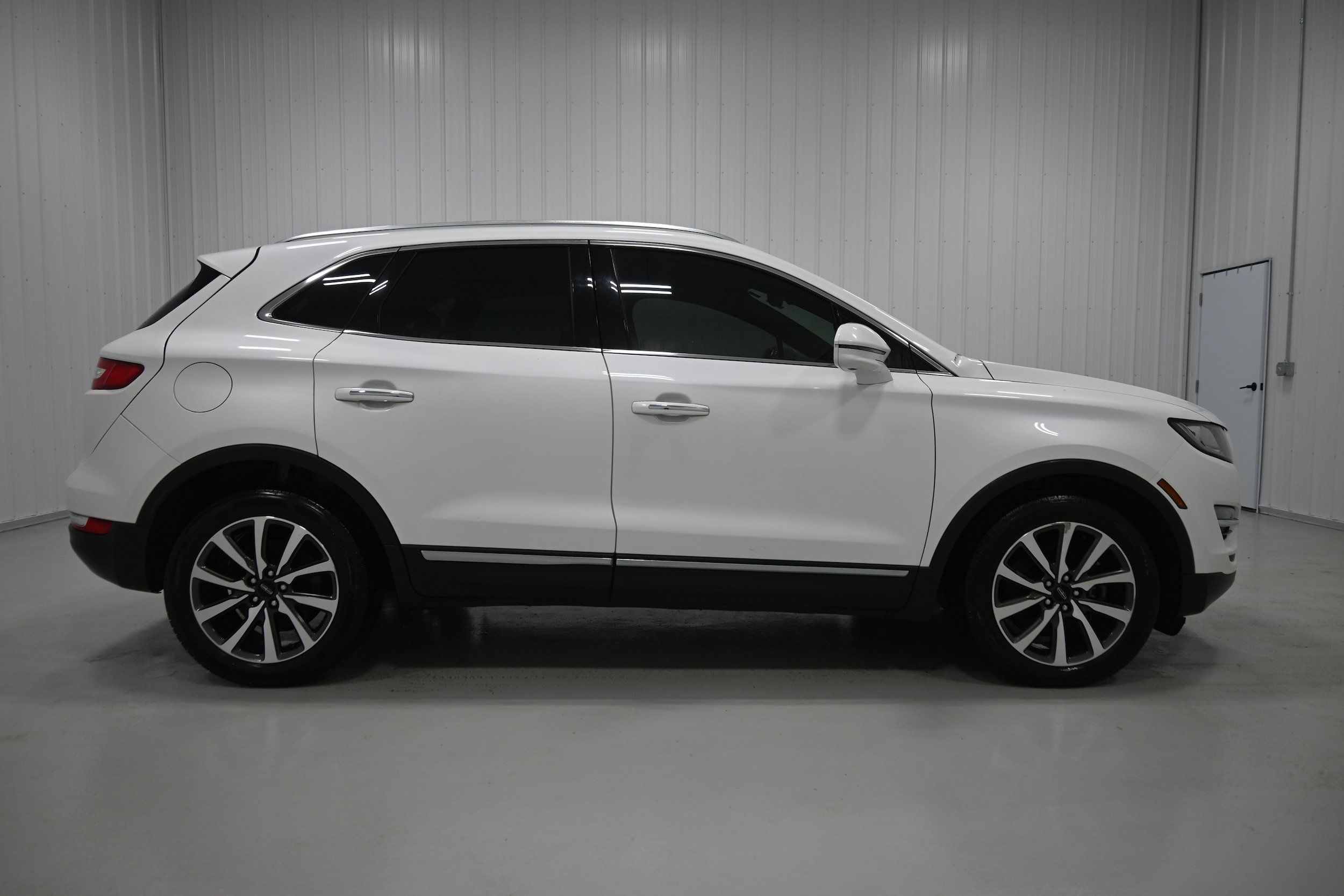Used 2019 Lincoln MKC Reserve AWD/4WD image 35