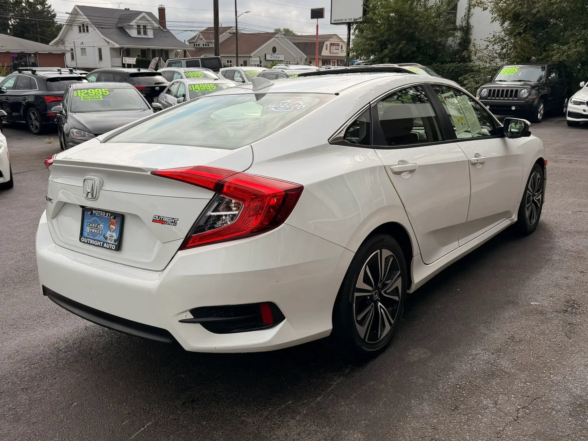 Used 2018 Honda Civic EX-T image 5