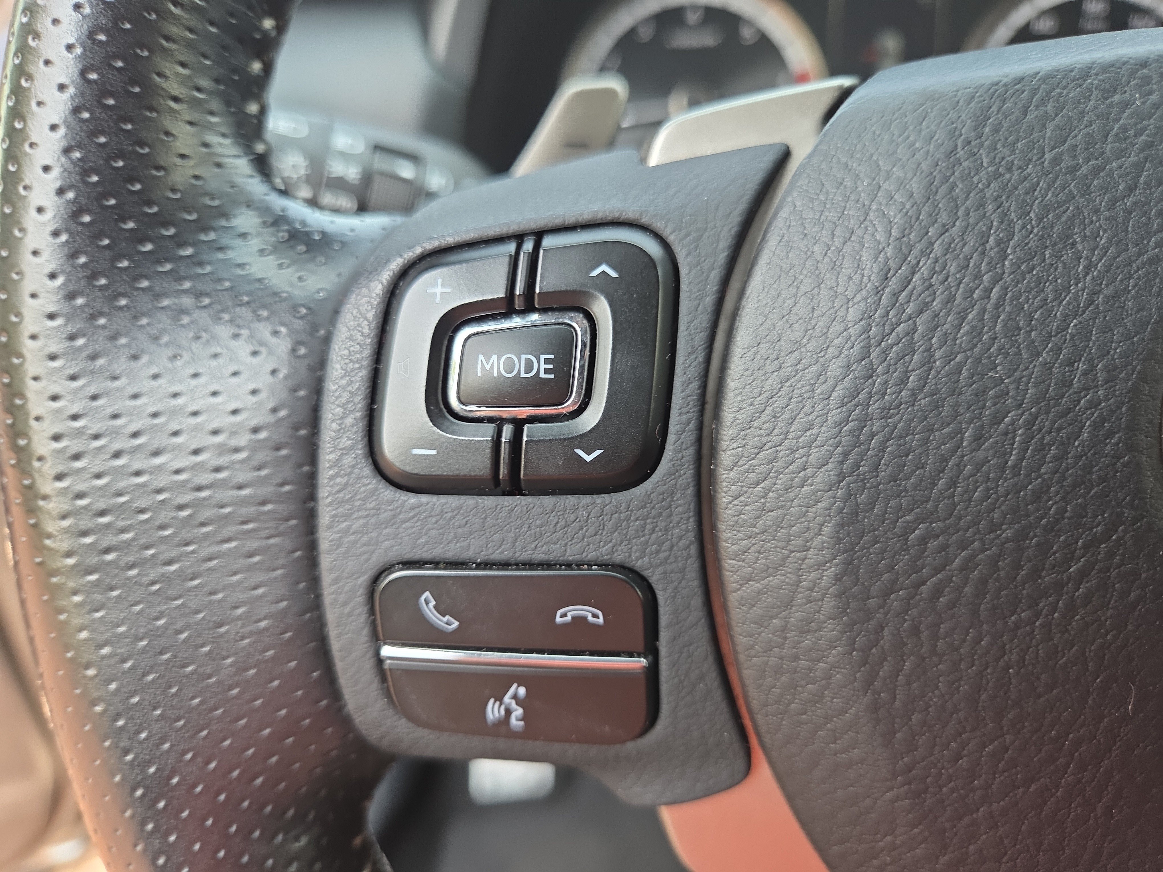 Used 2019 Lexus NX 300 F Sport w/ F Sport Comfort Package AWD/4WD image 32