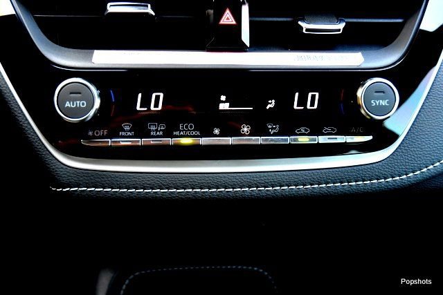 Used 2023 Toyota Corolla XSE image 19