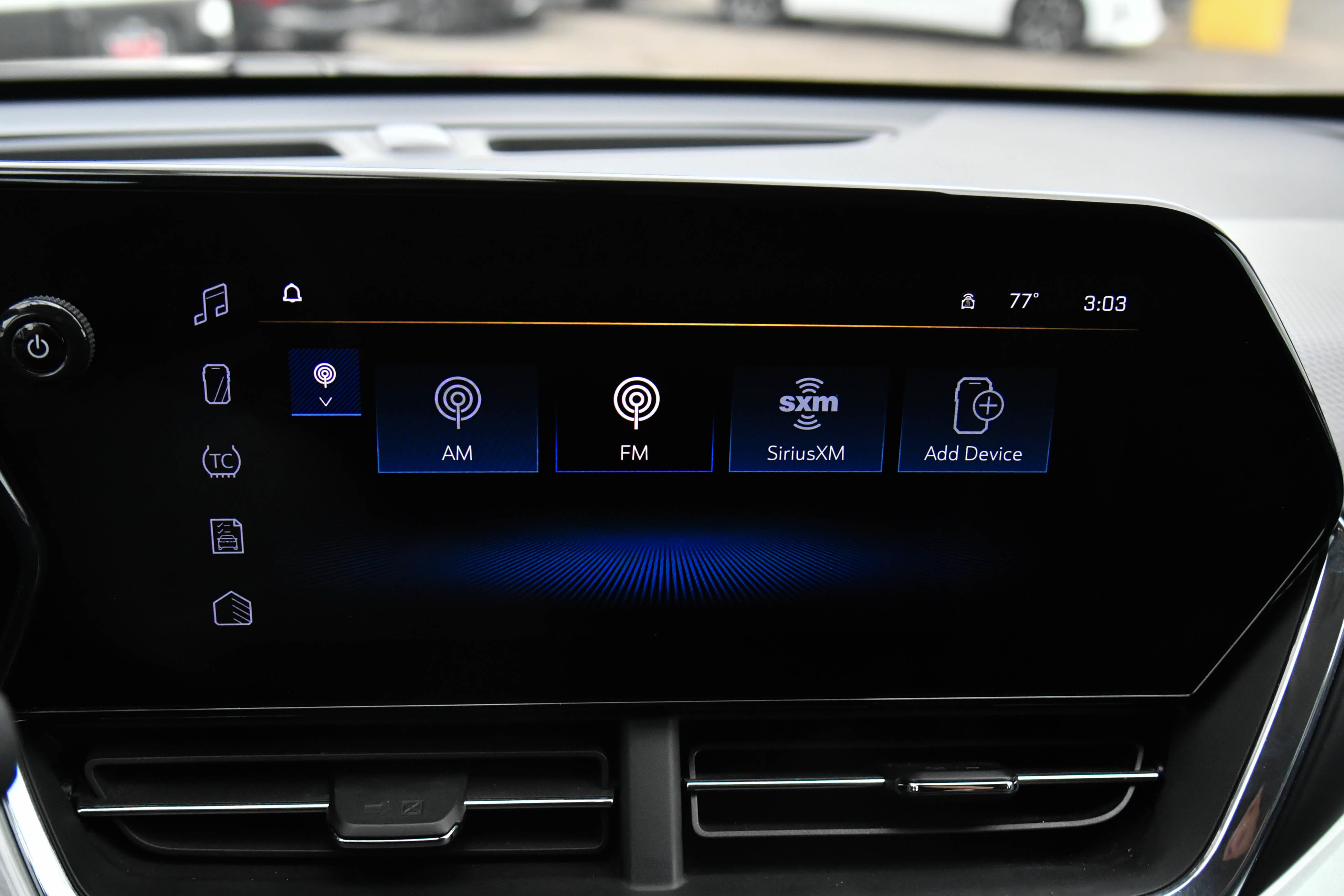 Used 2025 Chevrolet Trax LT FWD image 22