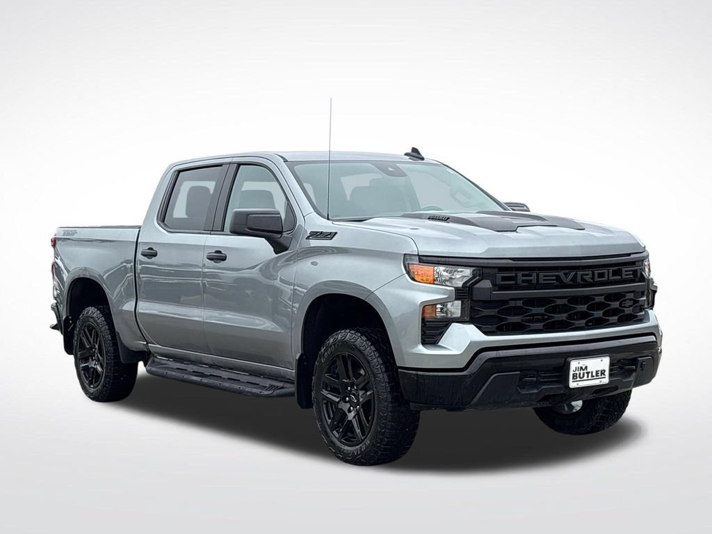 Used 2025 Chevrolet Silverado 1500 Custom Trail Boss w/ Dark Appearance Package AWD/4WD image 10