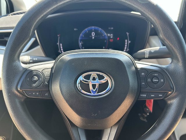 Used 2026 Toyota Corolla LE FWD image 23