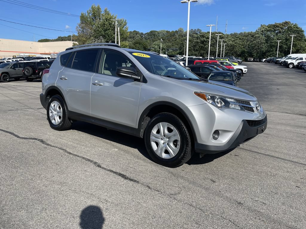 Used 2015 Toyota RAV4 LE AWD/4WD image 6